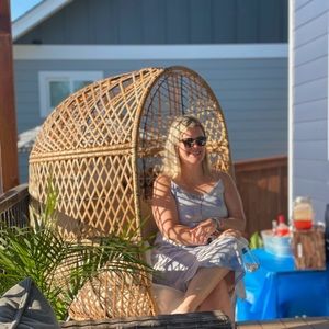 Meet your Posher, Leah